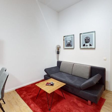 Sweethome - Luxus Pur - Grosse Kueche, Wifi Magdeburg Dış mekan fotoğraf