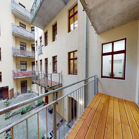 Sweethome - Luxus Pur - Grosse Kueche, Wifi Magdeburg Dış mekan fotoğraf