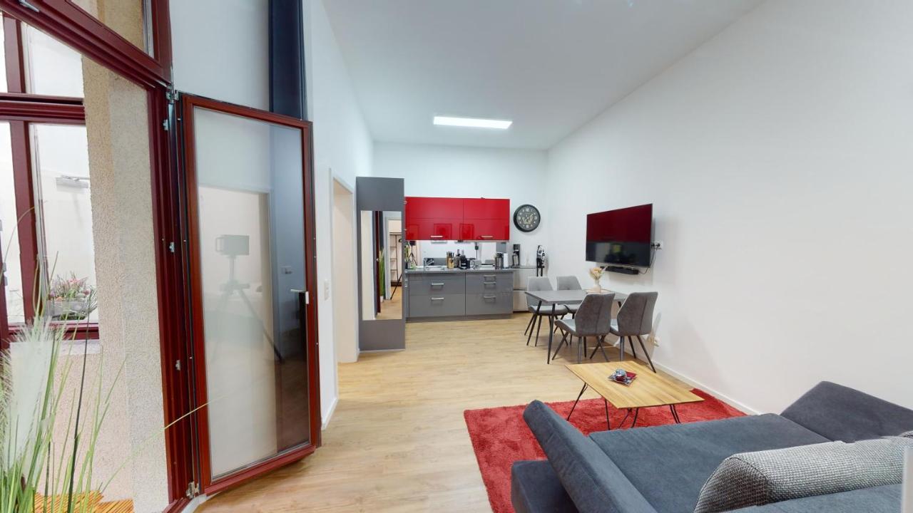 Sweethome - Luxus Pur - Grosse Kueche, Wifi Magdeburg Dış mekan fotoğraf