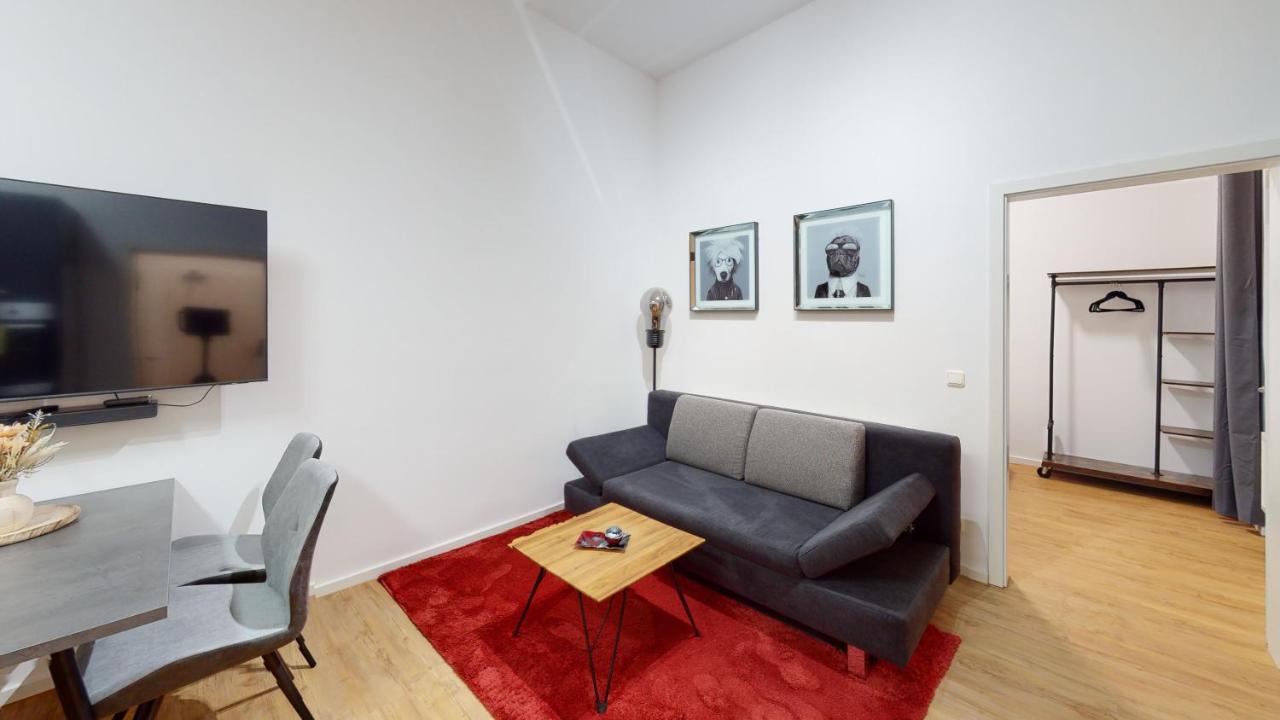 Sweethome - Luxus Pur - Grosse Kueche, Wifi Magdeburg Dış mekan fotoğraf